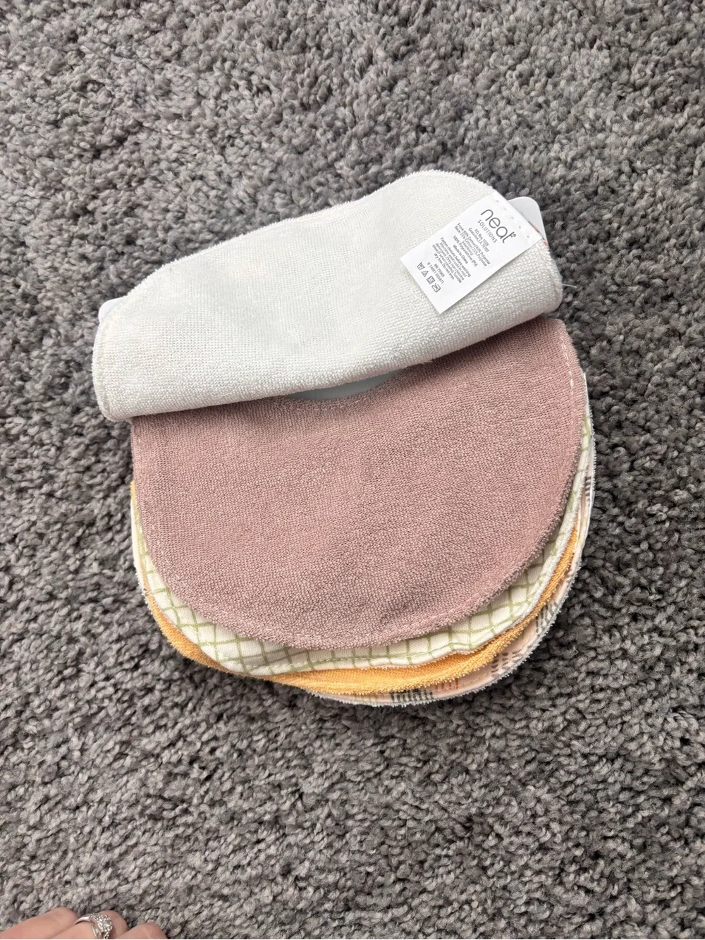 Neat Solutions Newborn/0-3 Bibs (5 Pack) NWT
